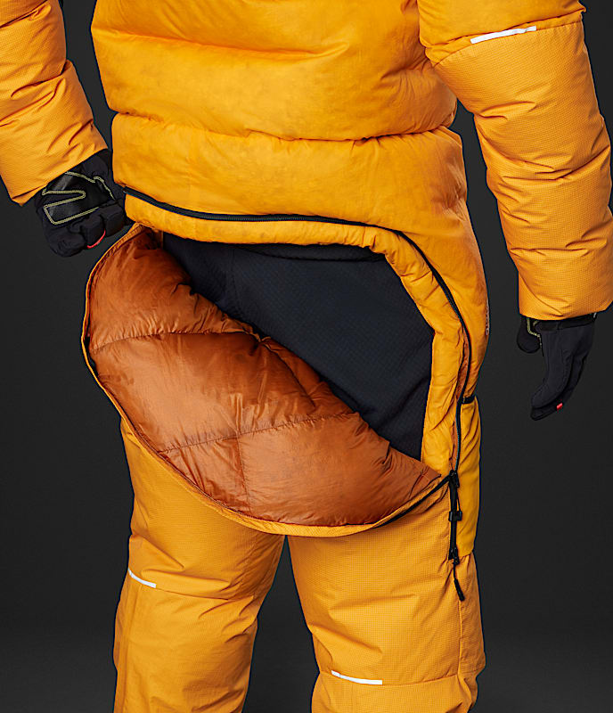 لباس یکسره‌ی مردانه Himalayan Suit از سری Summit برند The North Face